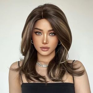 Natural Brown & Blonde Layered Wig w/ Highlights - 18inch *NEW*